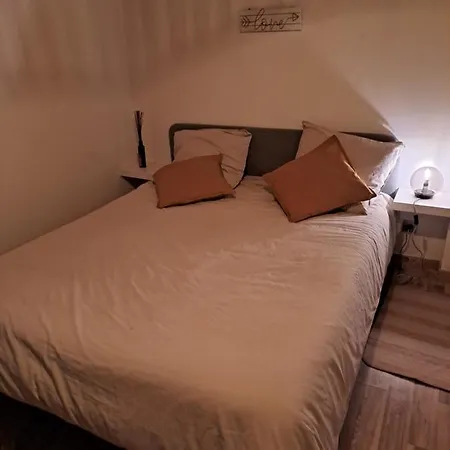 בית נופש Maisonnette Vue Sur Foret